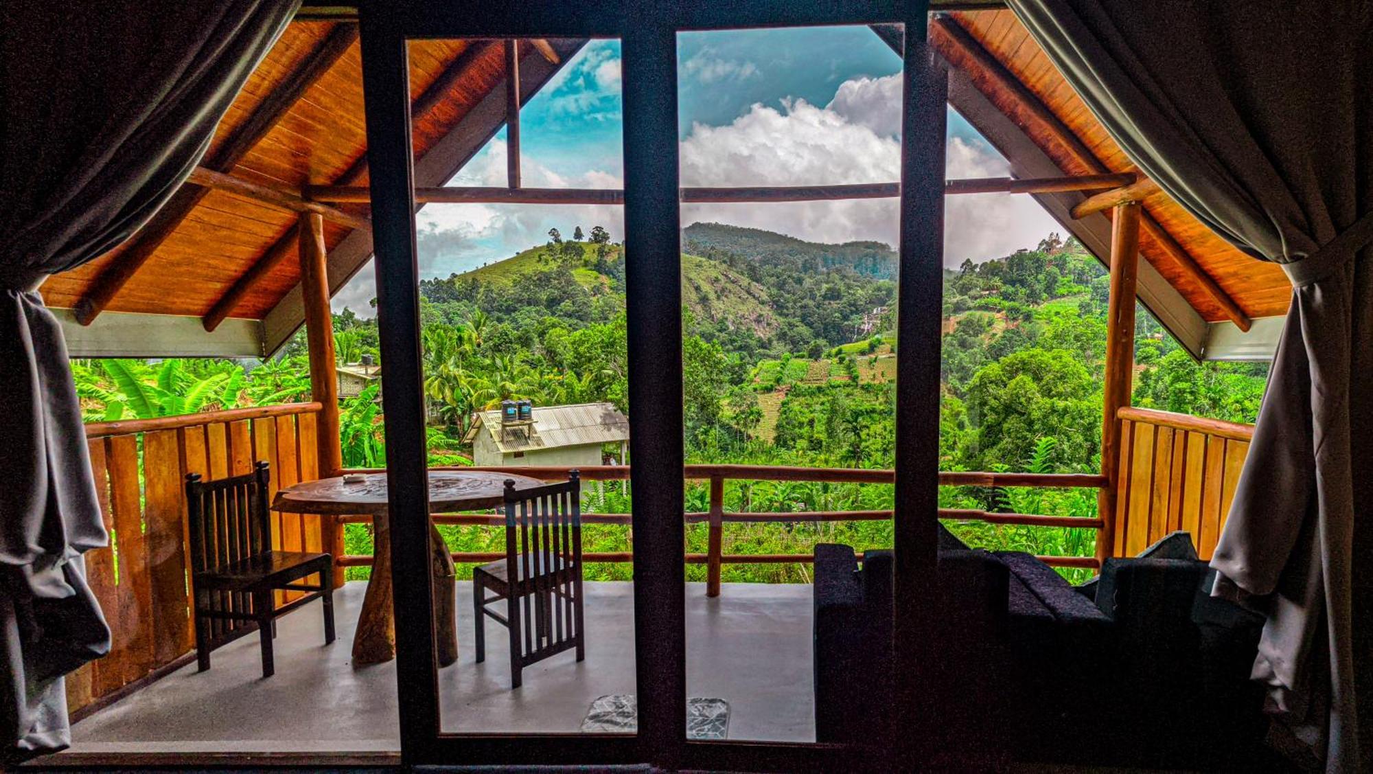 Couette-café Lovers View *